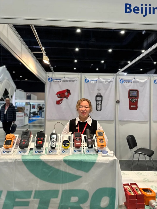 1698907823820288.jpg 2.jpg